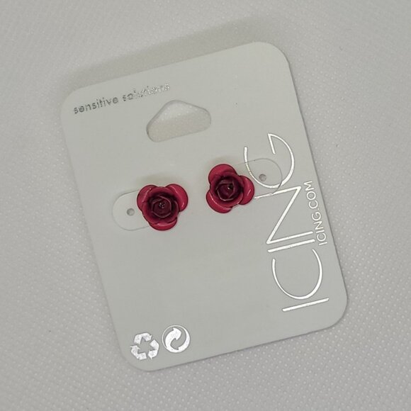 2-Pair Floral Stud Earrings - Picture 2 of 7